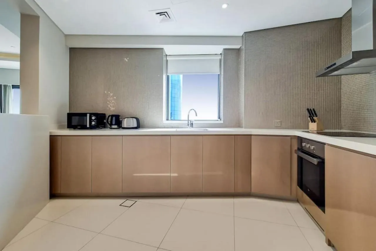 Damac Paramount B - Beautiful Three Bedroom Dubai 0*,  United Arab Emirates
