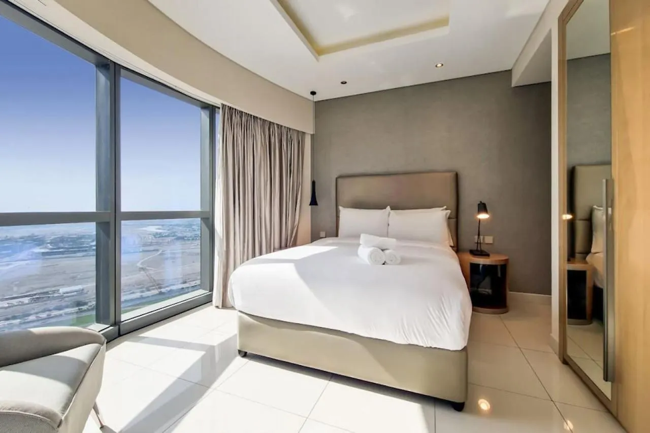 Apartment Damac Paramount B - Beautiful Three Bedroom Dubai