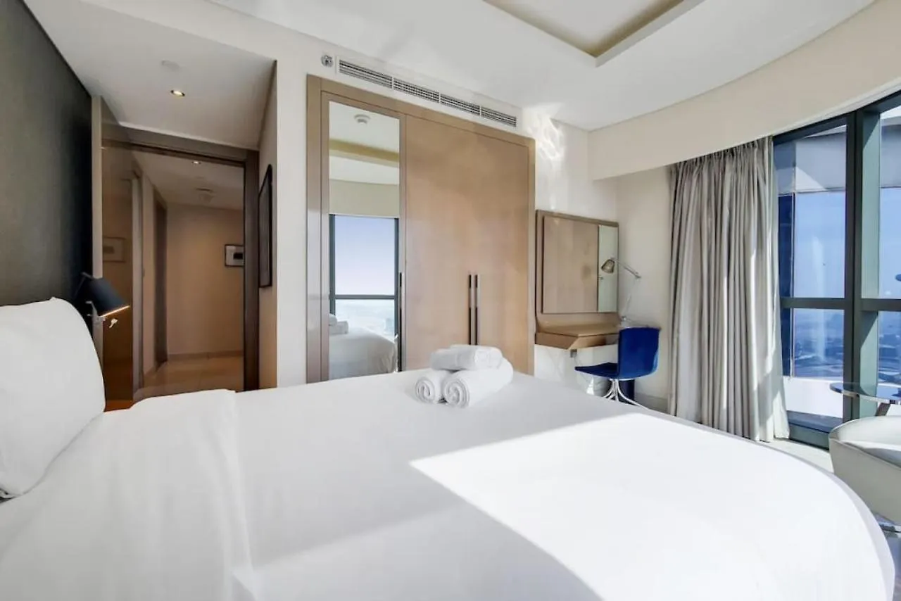 Apartment Damac Paramount B - Beautiful Three Bedroom Dubai